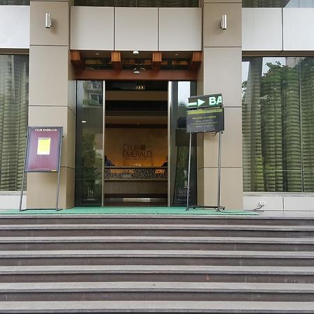 Club Emerald Bombaim Exterior foto
