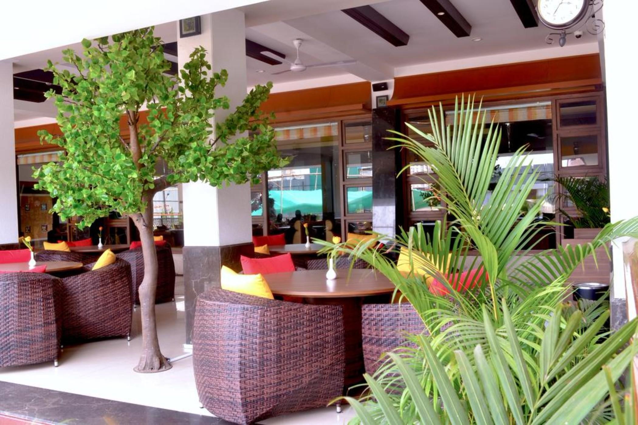 Club Emerald Bombaim Exterior foto